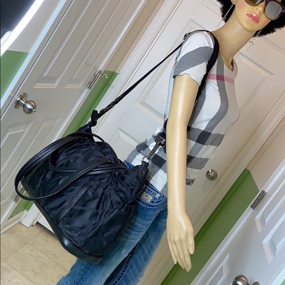 Authentic Burberry bag - Picture 10 of 16